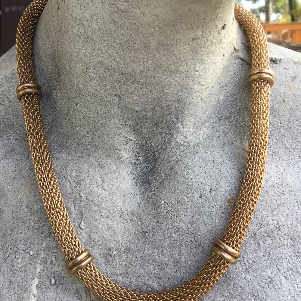 Vintage goldtone mesh necklace